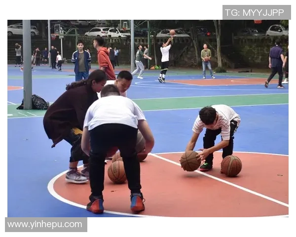 重庆篮球队技术解析：从战术布局到球员训练的全面探讨